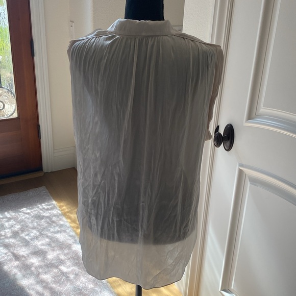 Off white Vince sleeveless blouse size 10 - Picture 7 of 11